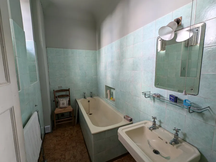 Bathroom Renovation Murrumbeena — up close